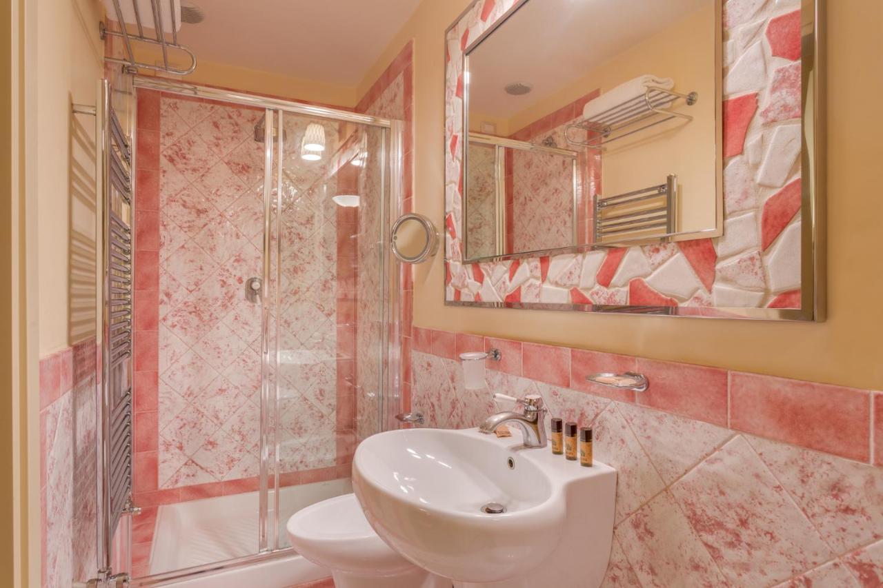 La Casa Del Garbo - Luxury Rooms&suite Bed and breakfast