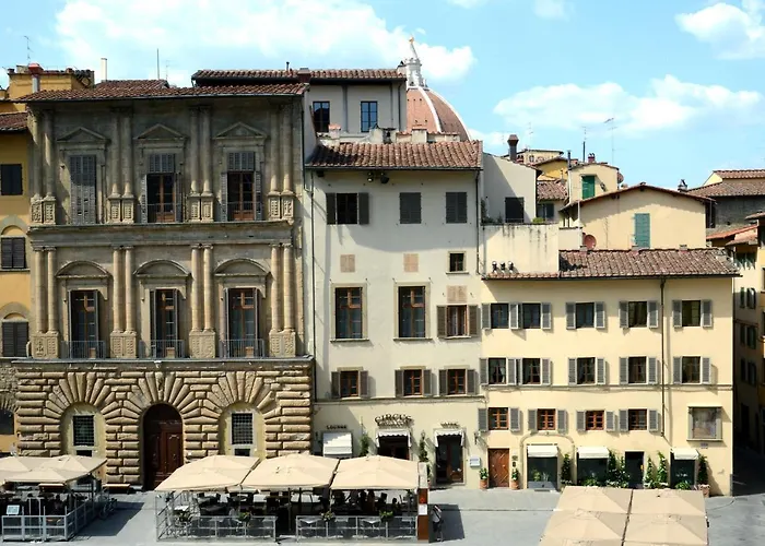 La Casa Del Garbo - Luxury Rooms & Suite